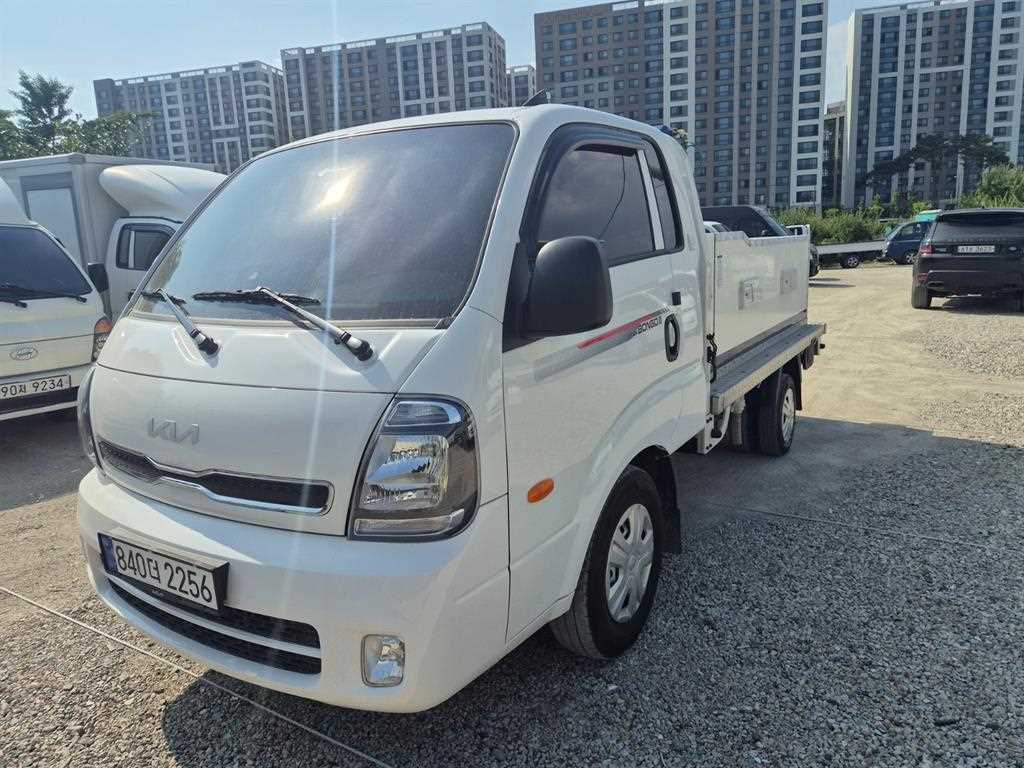 2024 Kia The New Bongo Iii Cargo LIVE FISH TRANSPORT TRUCK