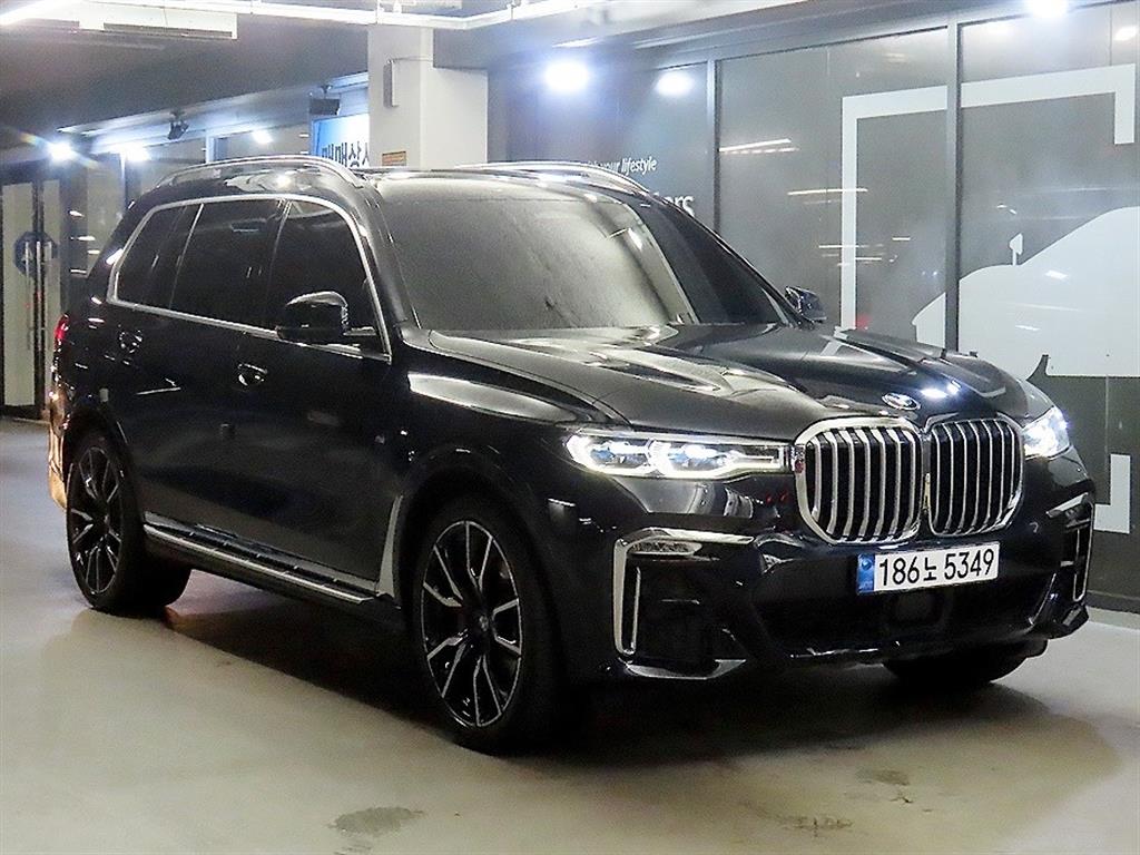 2021 BMW X7 40i xDrive