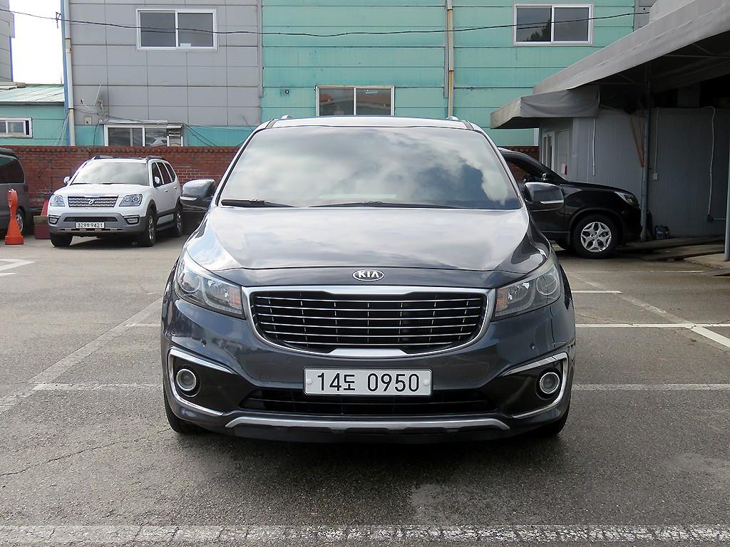 2016 Kia All New Carnival 9-SEATER DIESEL