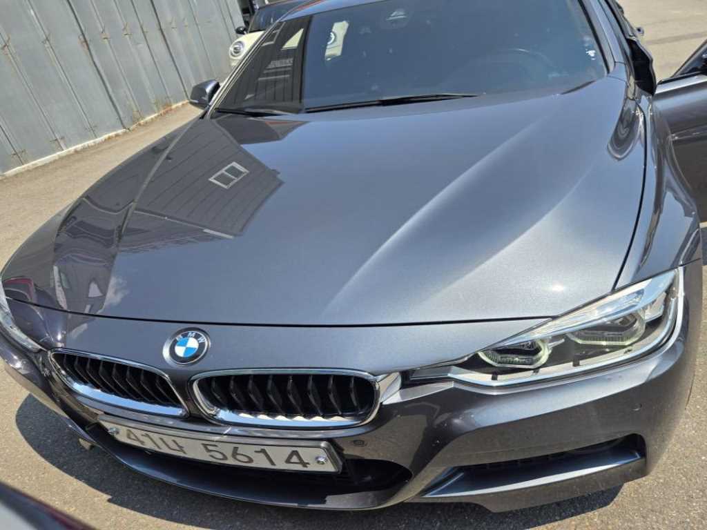2017 BMW 3 Series (6th Gen) 330i
