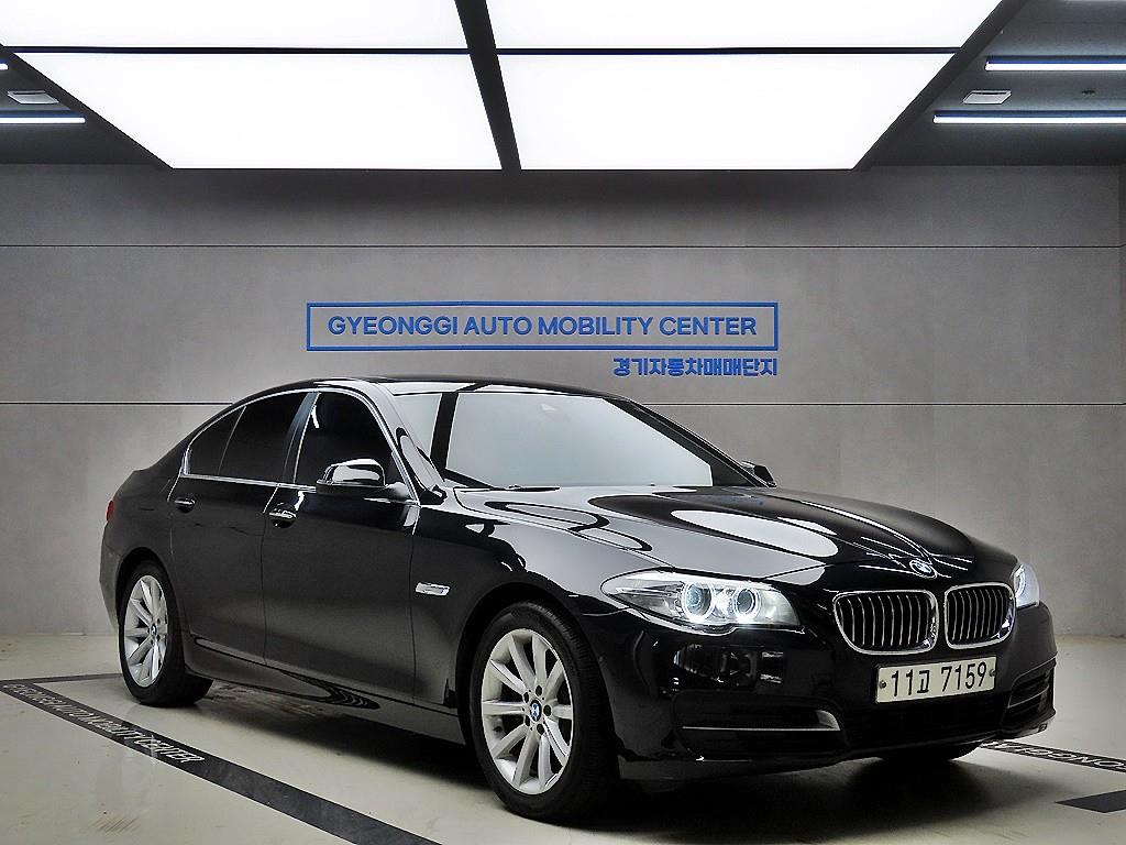 2015 BMW 5 Series (6th Gen) 528i