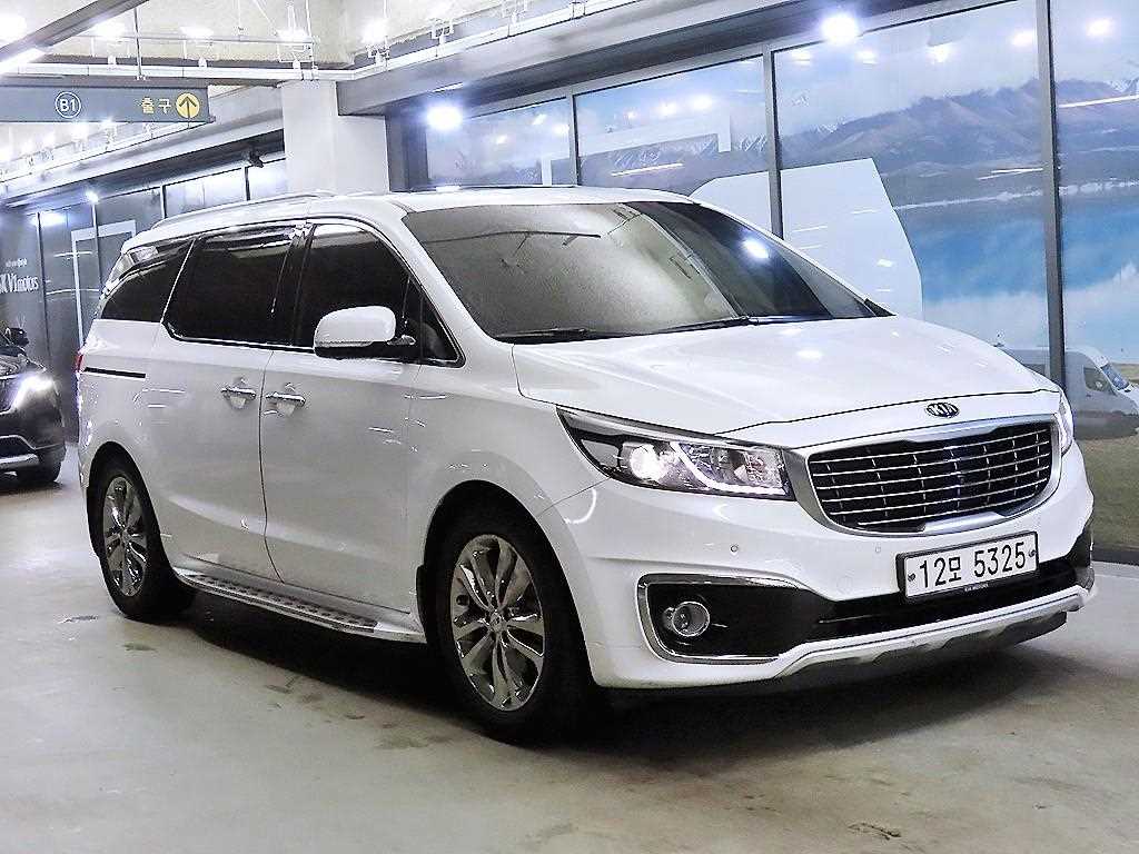 2016 Kia All New Carnival 7-SEATER LIMOUSINE GASOLINE